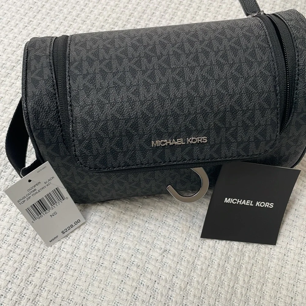 Michael kors toiletry bag - Picture 3 of 4